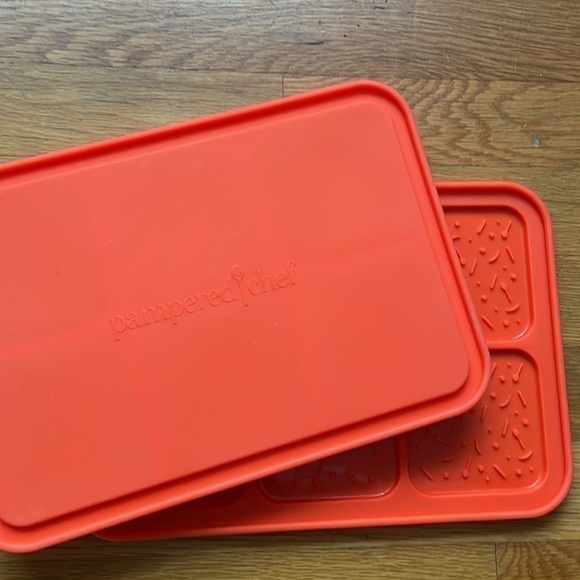 Pampered Chef - Silicone ice cream sandwich maker - Picture 2 of 4
